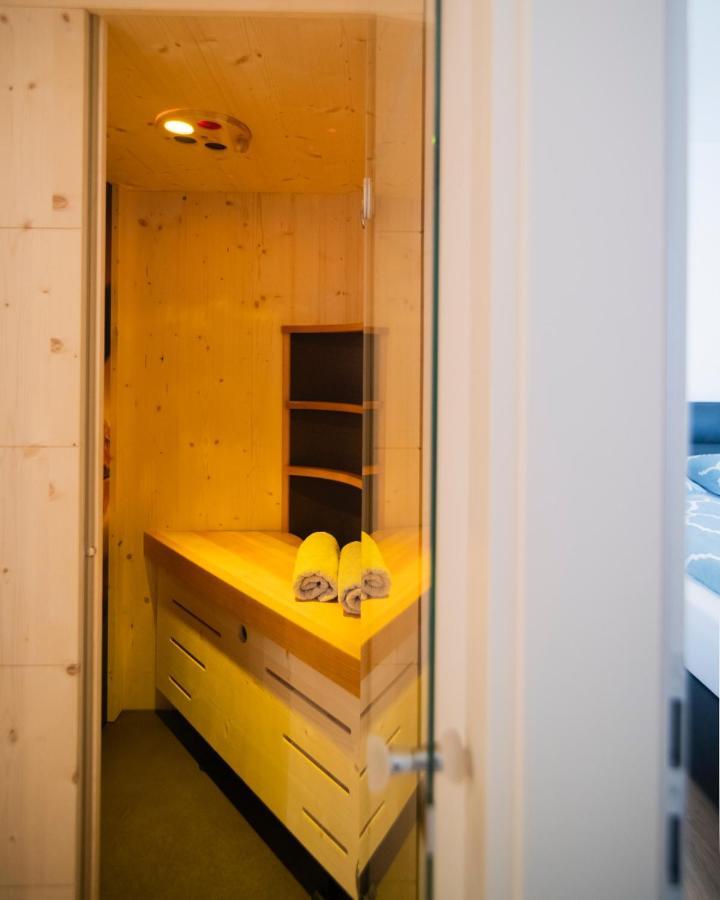 With Bio-sauna In *
